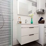 Lägenhet Luxury With Private Rooftop Terrace *