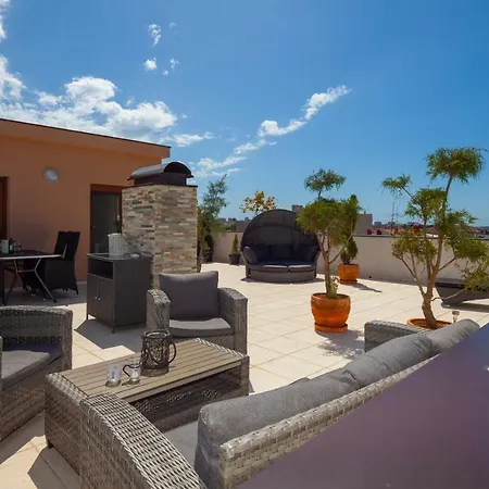 公寓 Luxury With Private Rooftop Terrace 普拉